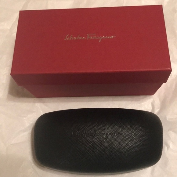 Salvatore Ferragamo SF668 Sunglasses​​​​​​​​​​ - Picture 3 of 3